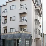 Music House 3 Bedroom W Garage *