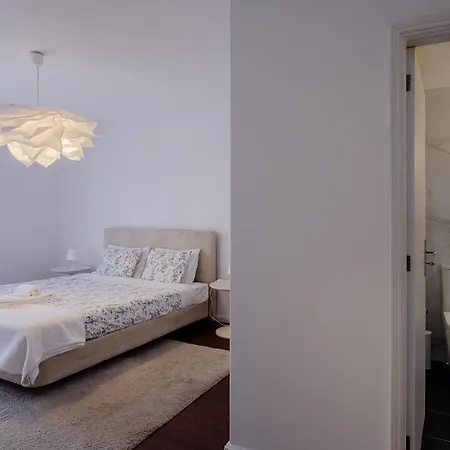 Music House 3 Bedroom W Garage * Porto