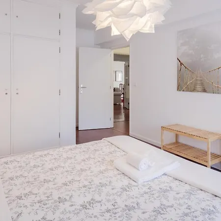 Music House 3 Bedroom Apt W Garage
