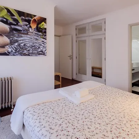 Music House 3 Bedroom Apt W Garage