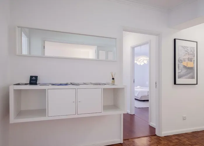 Lägenhet Music House 3 Bedroom Apt W Garage Oporto