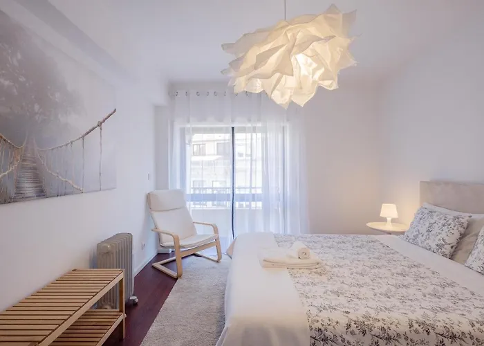 Music House 3 Bedroom Apt W Garage Oporto